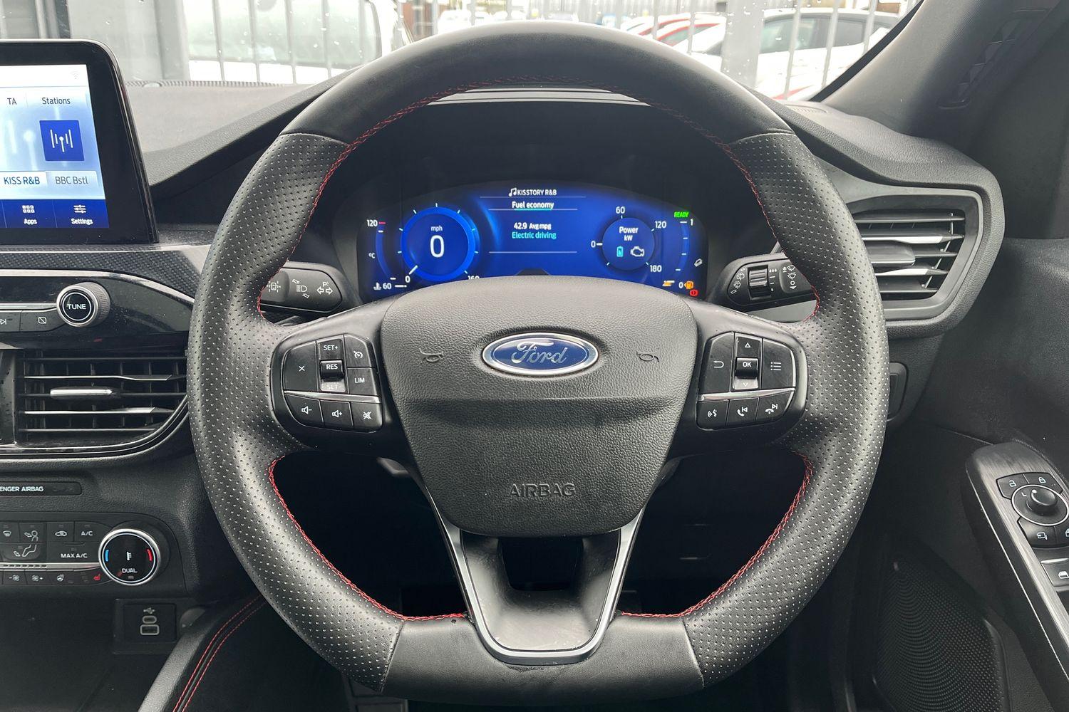 Ford KUGA Photo 11