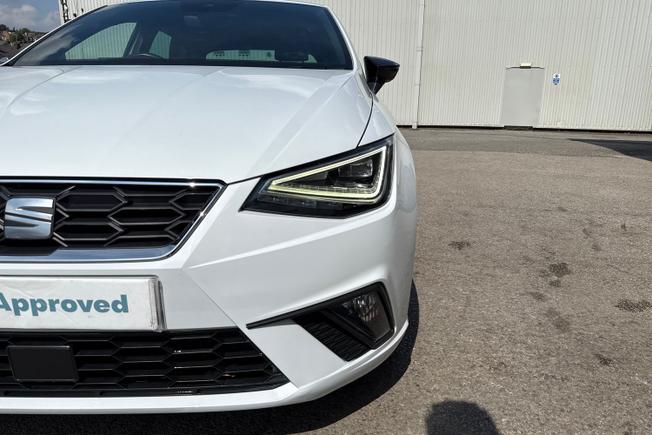 SEAT Ibiza Photo 29
