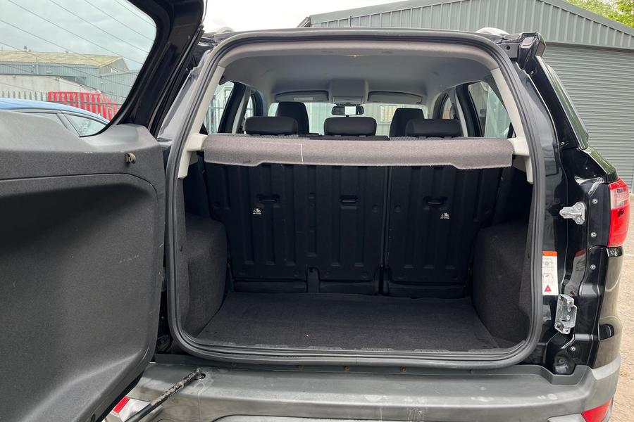 Ford ECOSPORT Photo autoimg-56bc7ba66b8f8d2e5d1f375ad2bbd8ceb4f19eb7.jpg