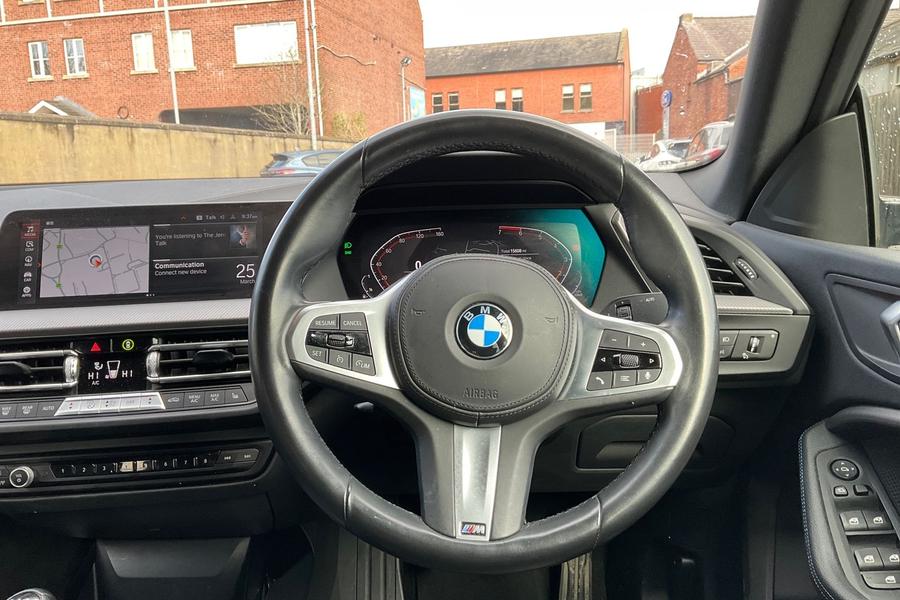 BMW 2 SERIES Photo autoimg-56be45d3696d2567271956d12ad1fed06366b1c9.jpg