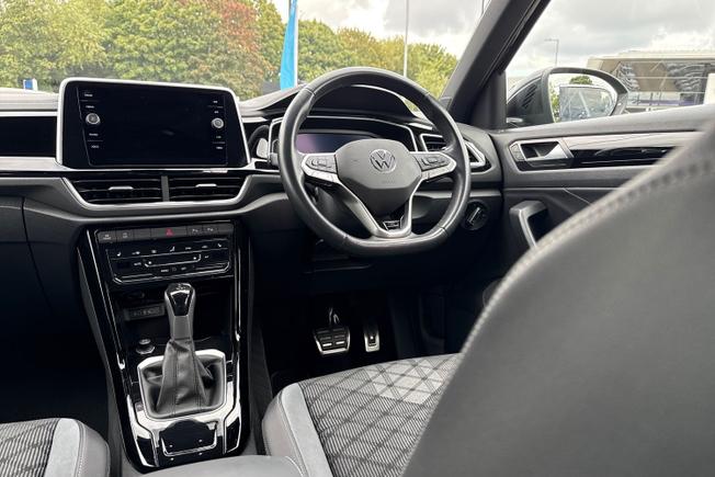 VOLKSWAGEN T-Roc Photo 45