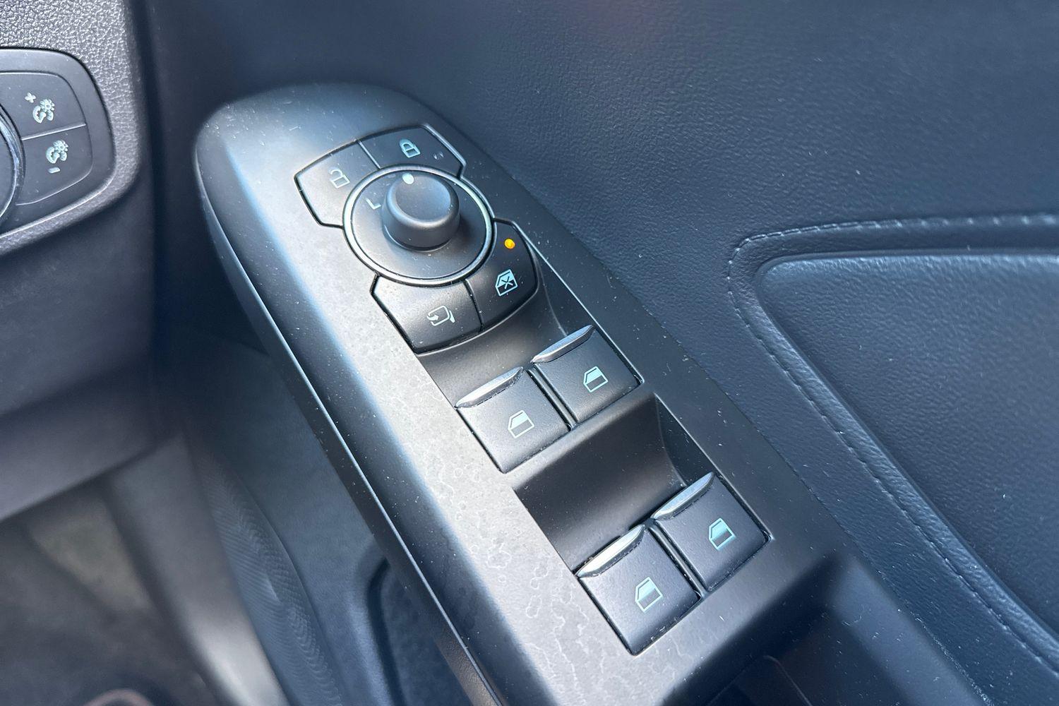 Ford Focus Photo 15