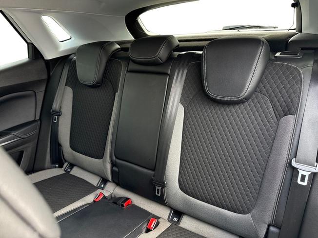 VAUXHALL Grandland X Photo 9