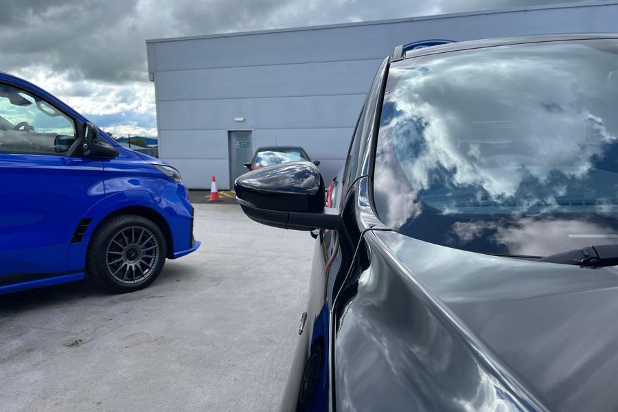 Ford KUGA Photo autoimg-56c3e4a490532e371db06c084871dcbd88593fb9.jpg