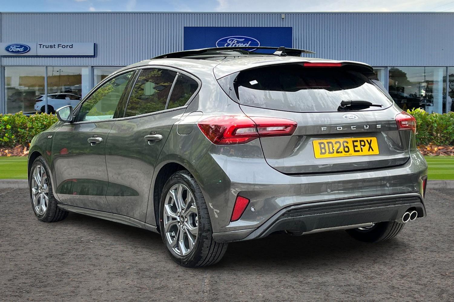 Ford Focus Photo 1