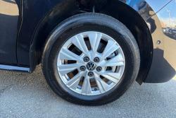 VOLKSWAGEN Multivan Photo 5