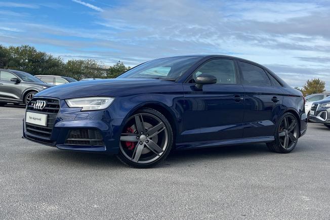 AUDI S3 Photo 26