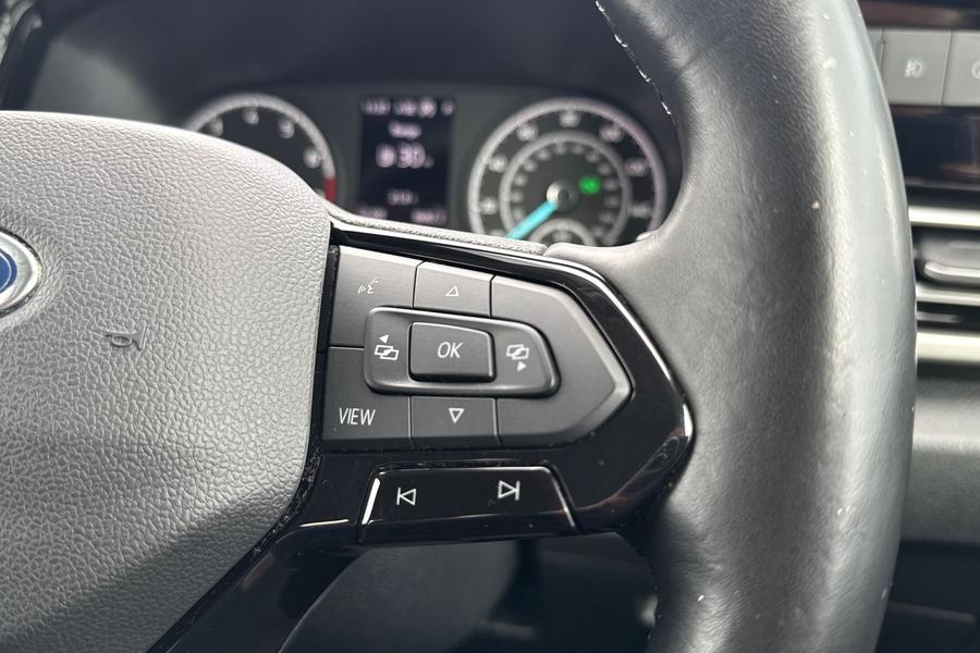 Ford Grand Tourneo Connect Photo autoimg-56c99dbcea7b1a70d53f6a3ab03f7946a684cca1.jpg