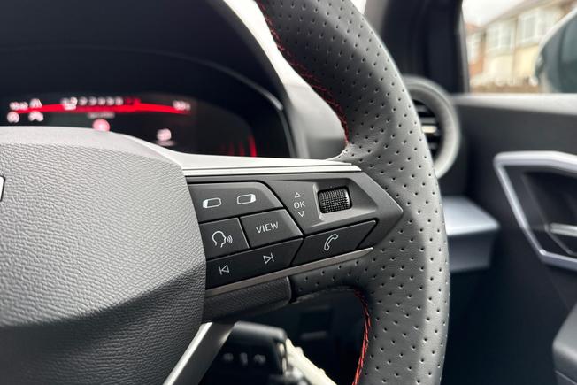 SEAT Arona Photo 17