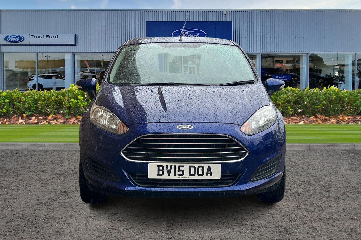 Ford Fiesta Photo 5