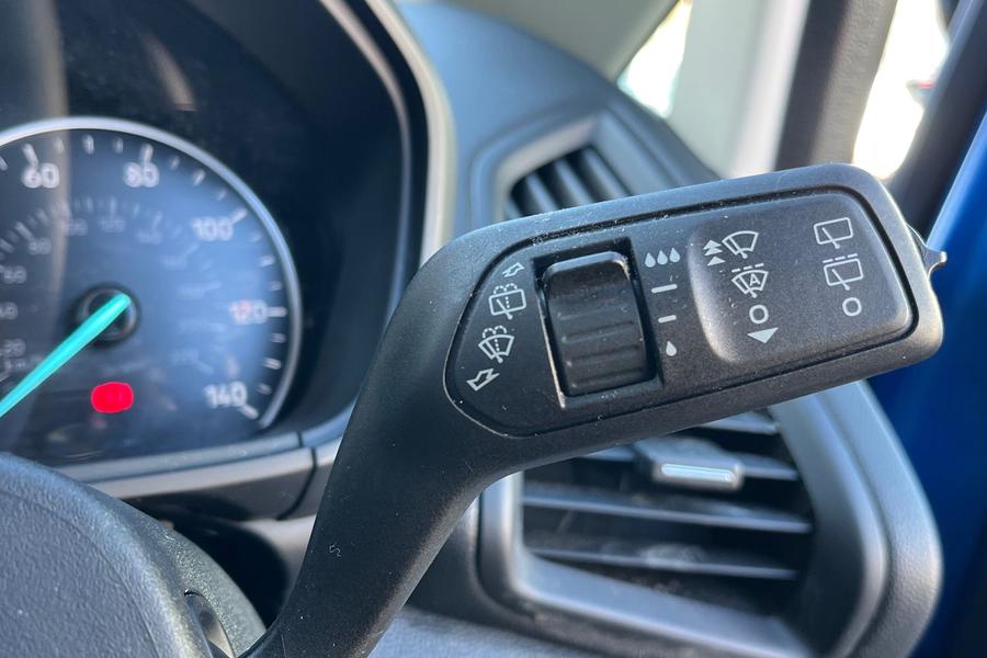 Ford EcoSport Photo autoimg-56ce48a10643d84615d50b2ec28d9481deeeaffa.jpg