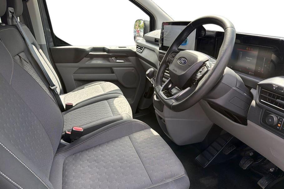 Used Ford TRANSIT CUSTOM WO24FLX 13