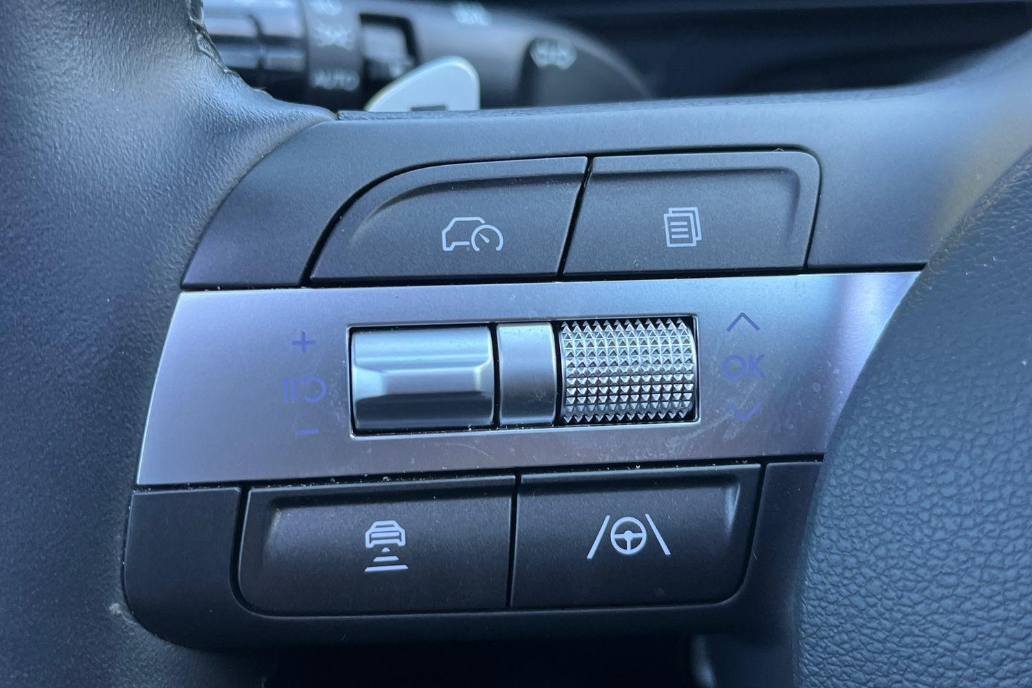 Hyundai KONA Photo 30