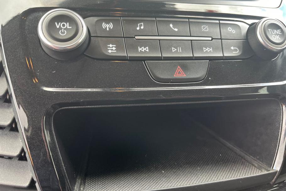 Used Ford Transit Connect LMZ1933 39
