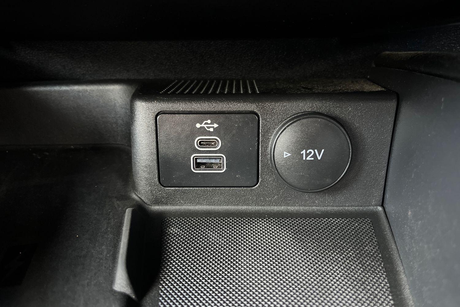 Ford KUGA Photo 27