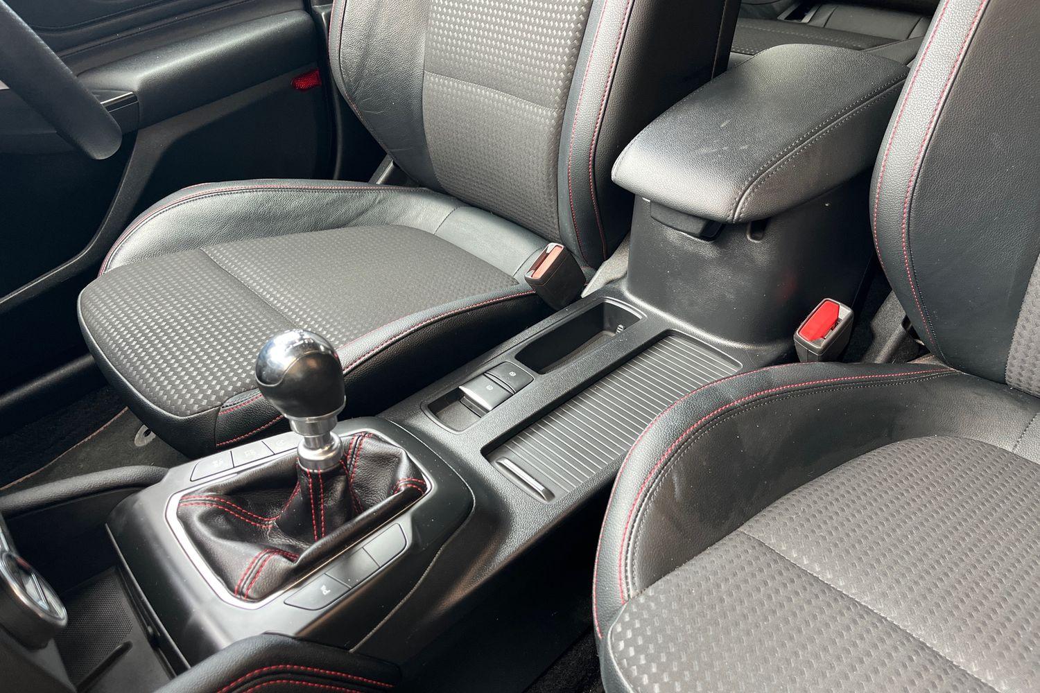 Ford FOCUS Photo 24