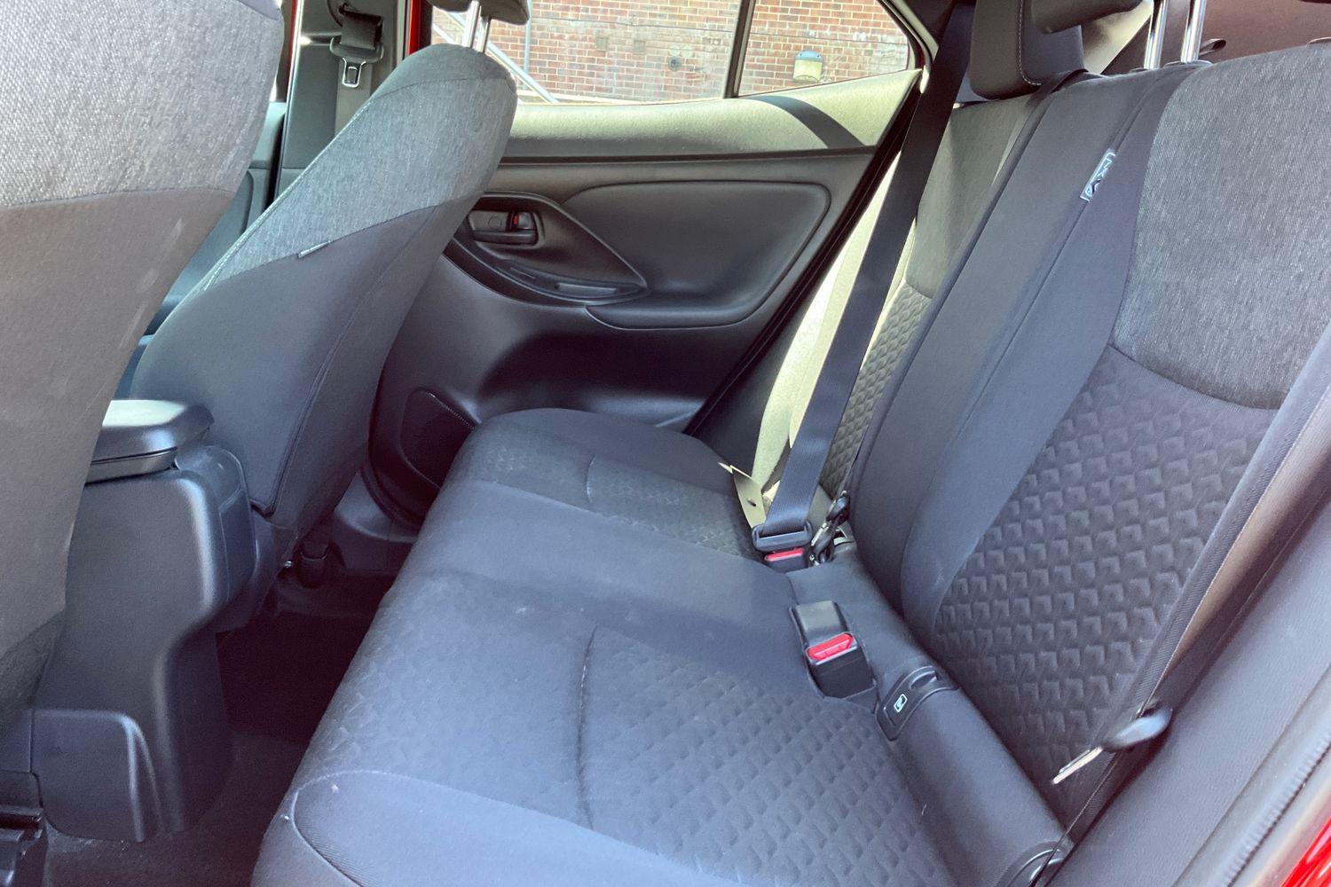 Toyota YARIS CROSS Photo 19