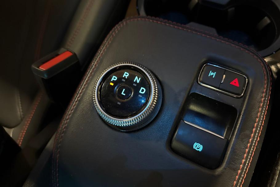 Used Ford MUSTANG MACH-E 36