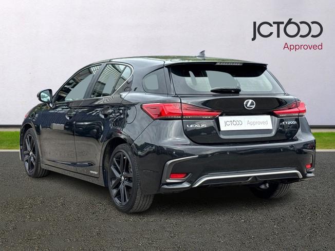 Lexus CT Photo 3