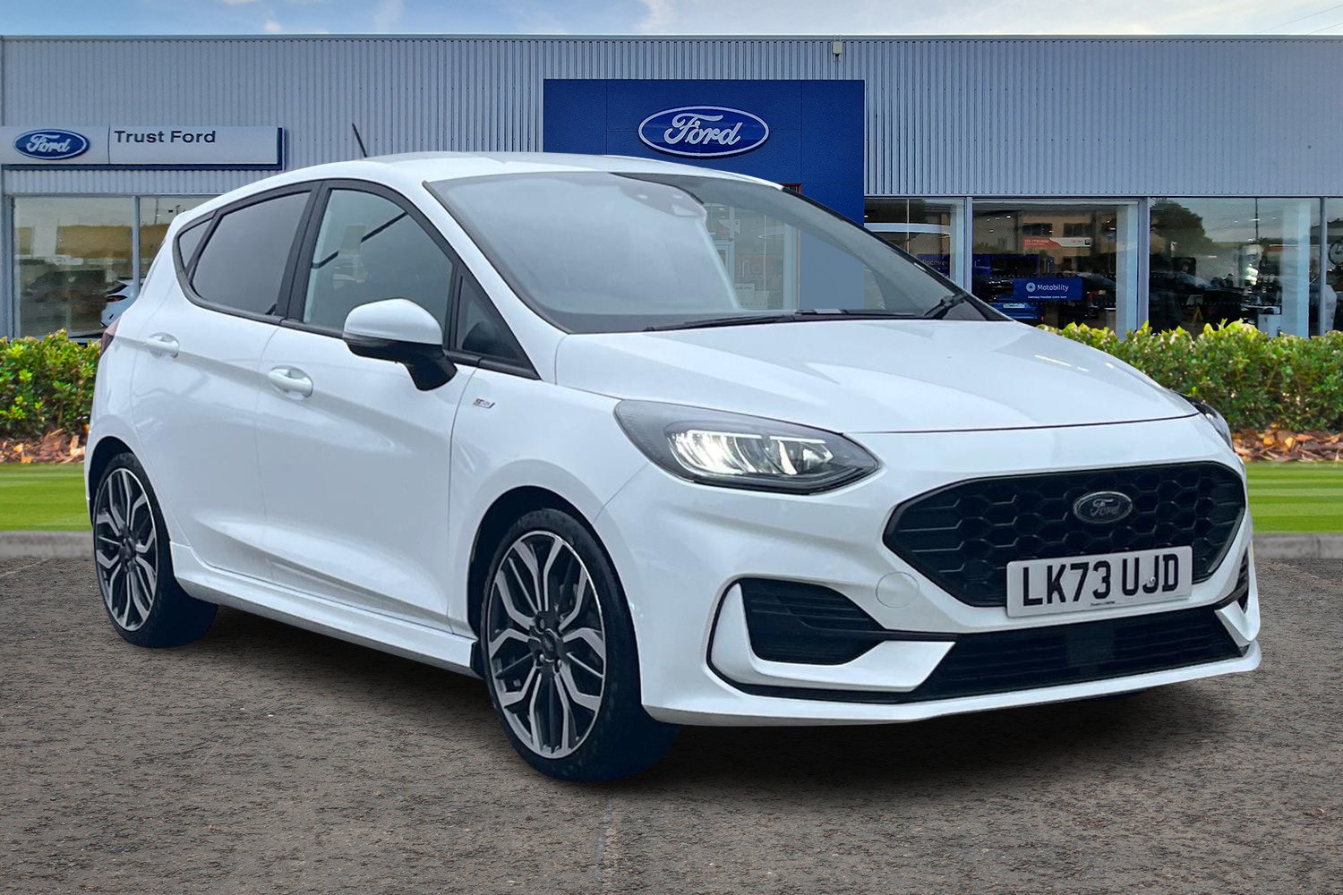 Ford Fiesta Photo 0