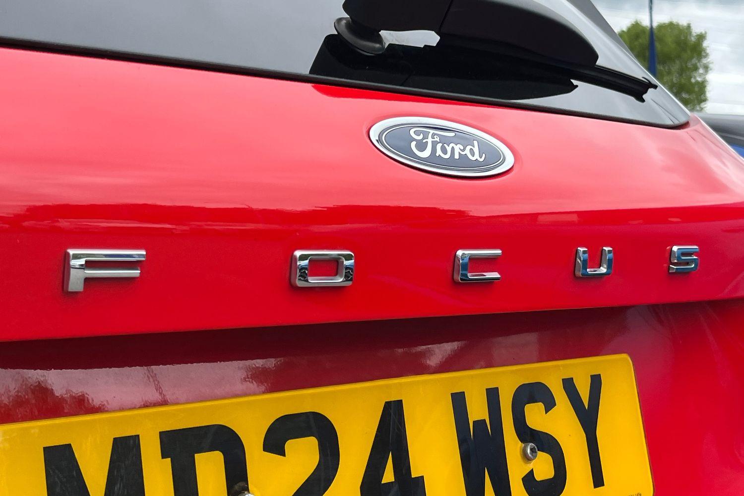 Ford FOCUS Photo 25