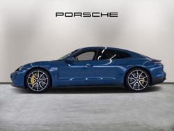 PORSCHE Taycan Photo 4