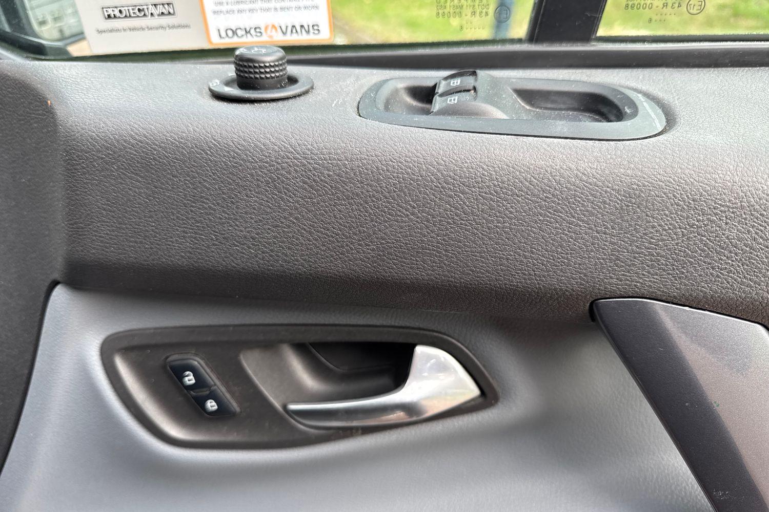 Ford Transit Custom Photo 28