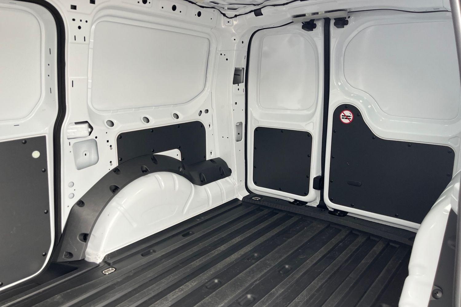Ford TRANSIT CONNECT Photo 4