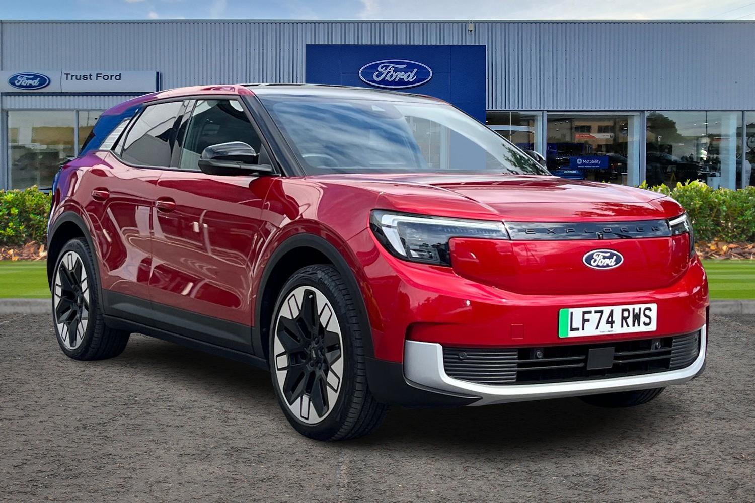 Ford EXPLORER Photo 0