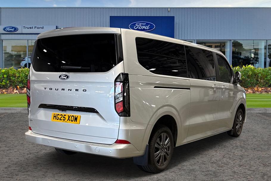 Used Ford TOURNEO CUSTOM 9