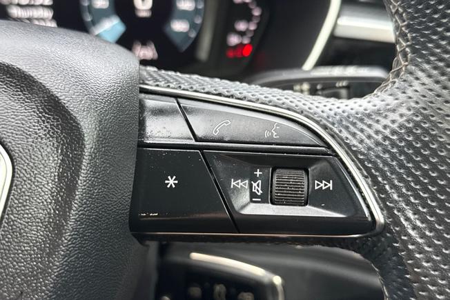 AUDI Q3 Photo 17