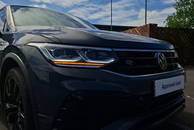 VOLKSWAGEN Tiguan Photo 36