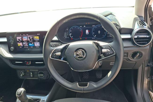 ŠKODA Fabia Photo 11