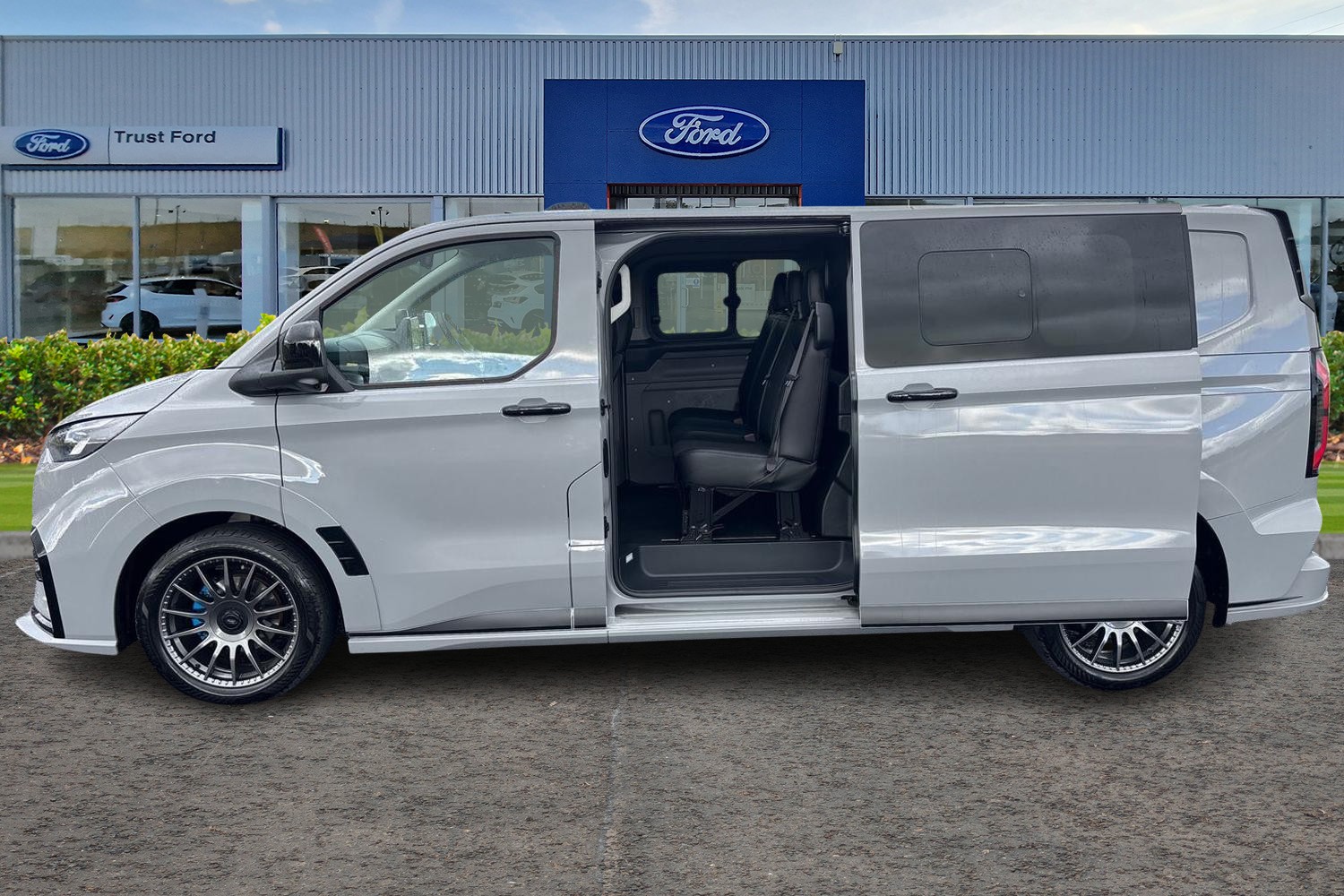 Ford TRANSIT CUSTOM Photo 4