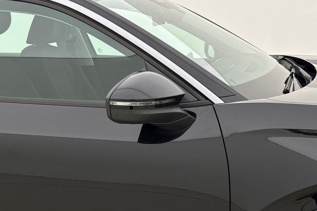 VOLKSWAGEN T-Roc Photo 20