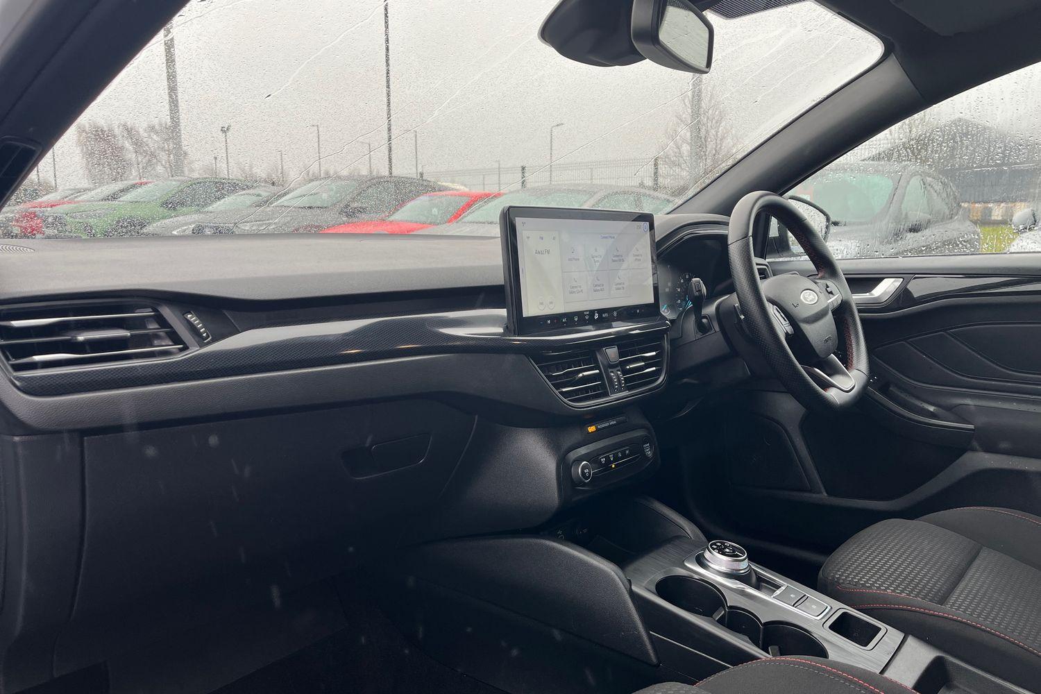 Ford Focus Photo 17