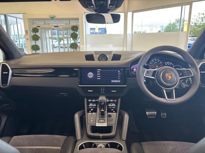 PORSCHE Cayenne Photo 27