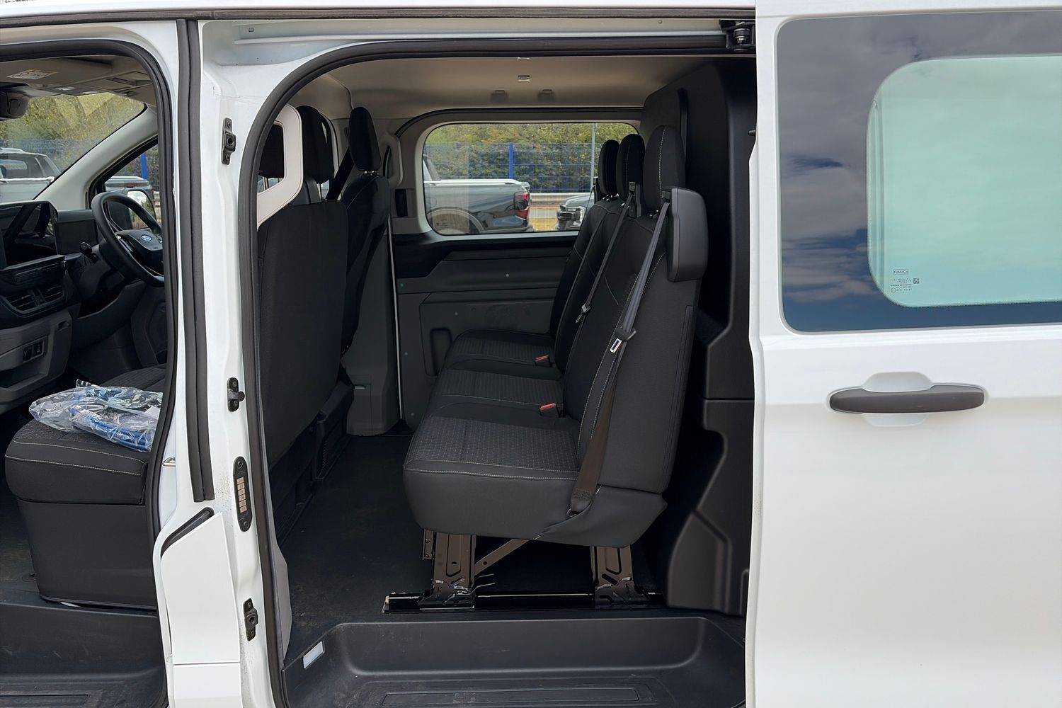 Ford TRANSIT CUSTOM Photo 4