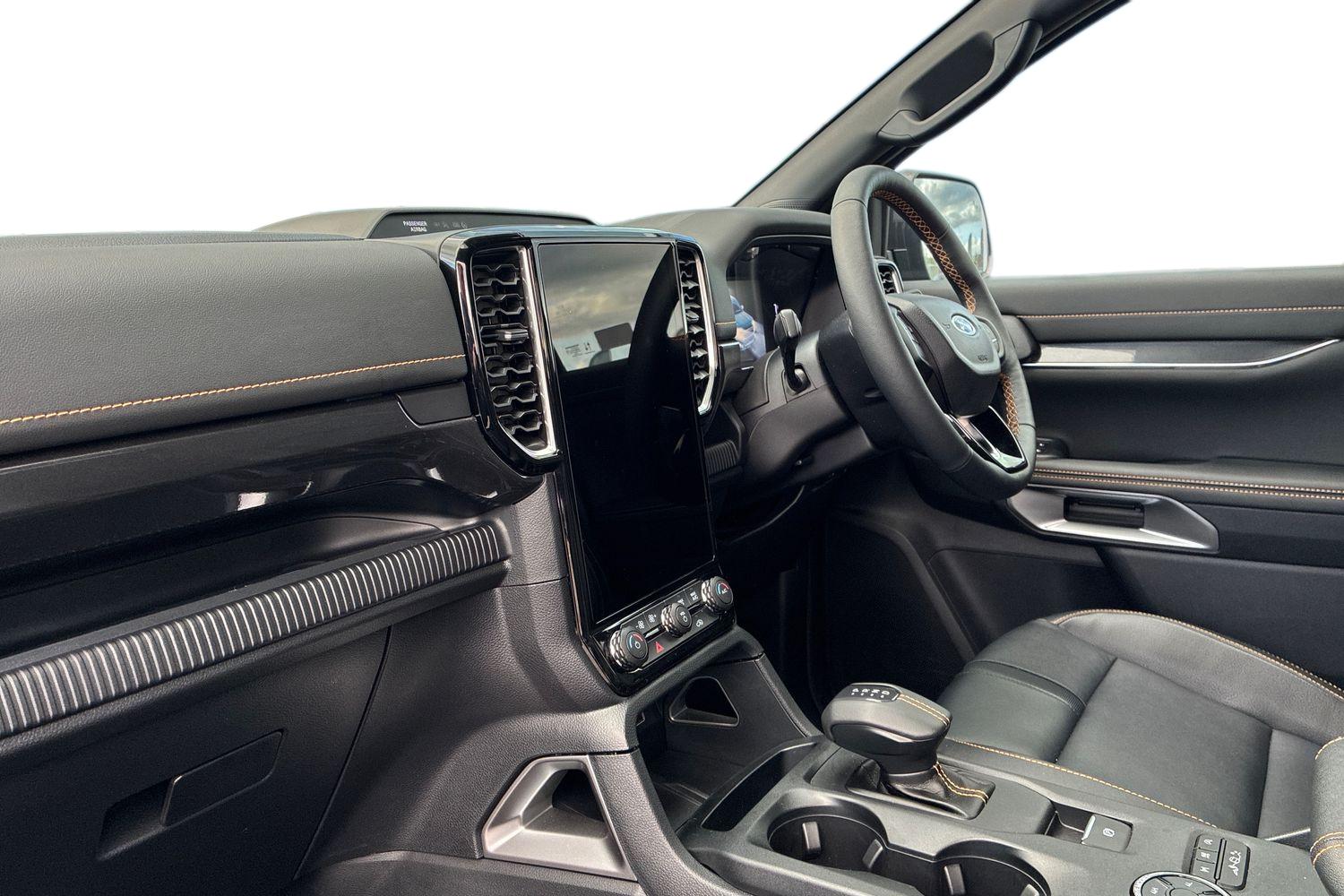 Ford RANGER Photo 2