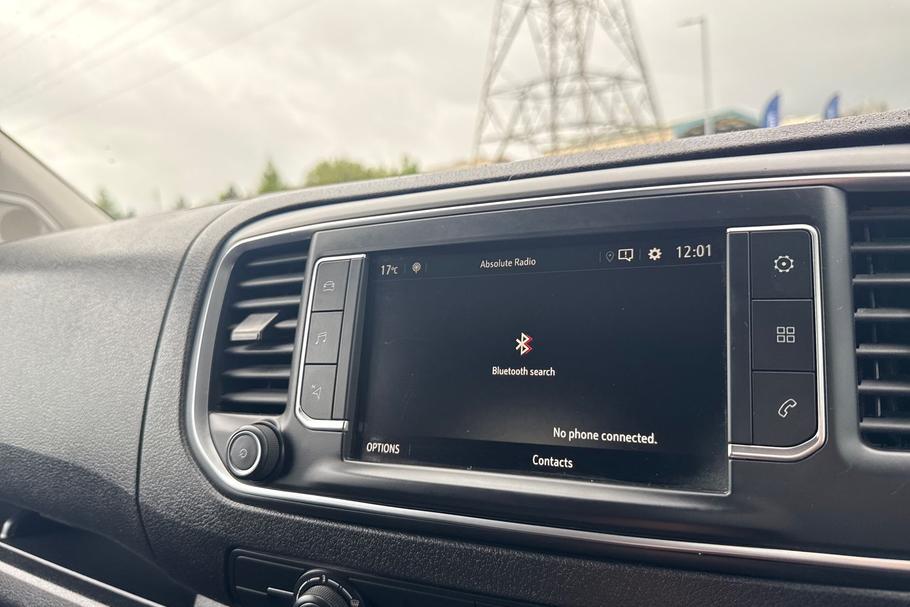 Used Vauxhall VIVARO DT73BWJ 35