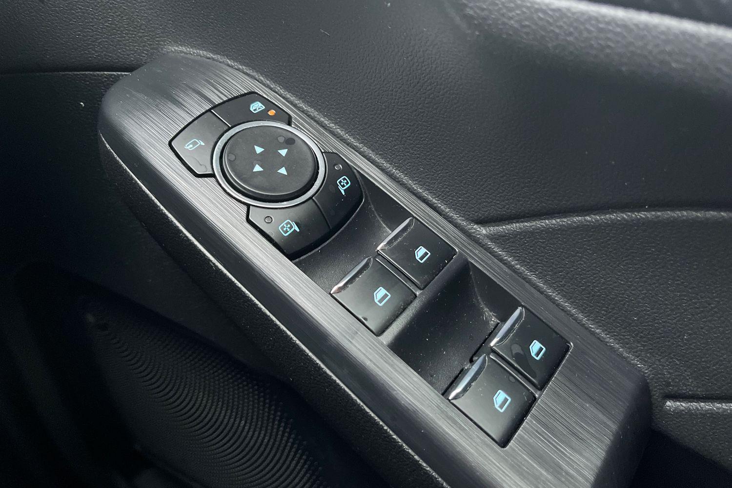 Ford KUGA Photo 15