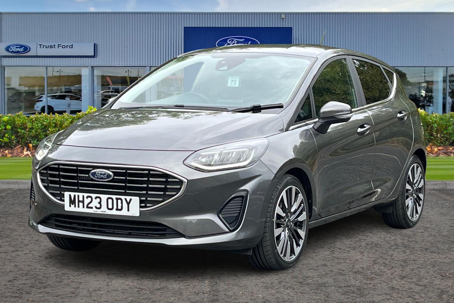 Ford FIESTA Photo 4