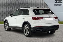 AUDI Q3 Photo 3