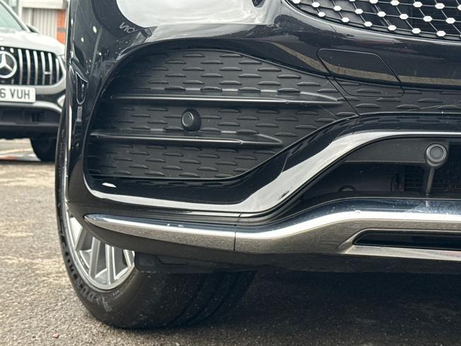 MERCEDES-BENZ GLC Photo 21