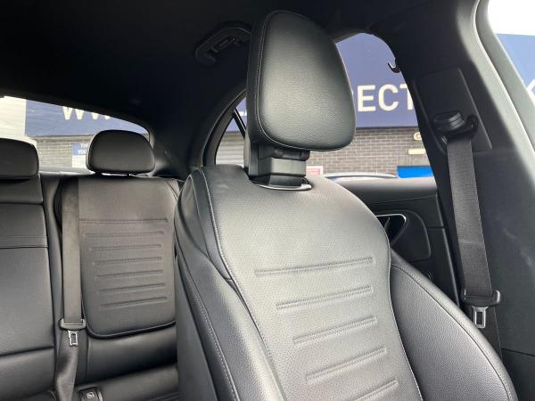 Mercedes-Benz C Class Photo autoimg-572610a52dcc7234905a70ff75ff3a0b87f924ea.jpg