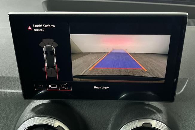 AUDI Q2 Photo 21