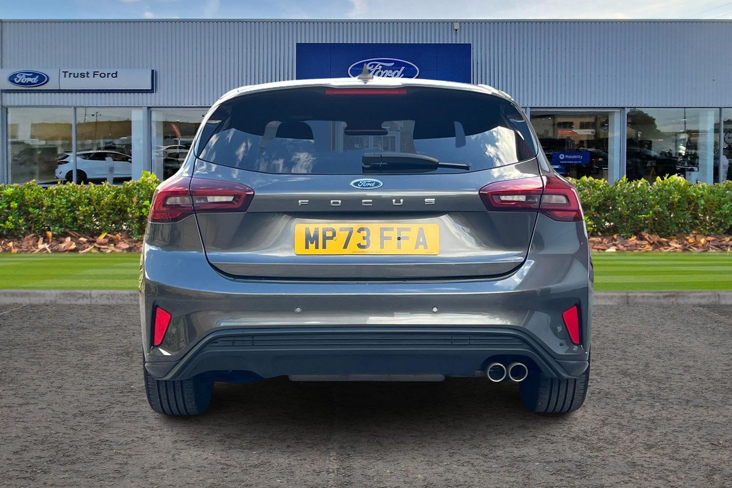 Ford FOCUS Photo 6