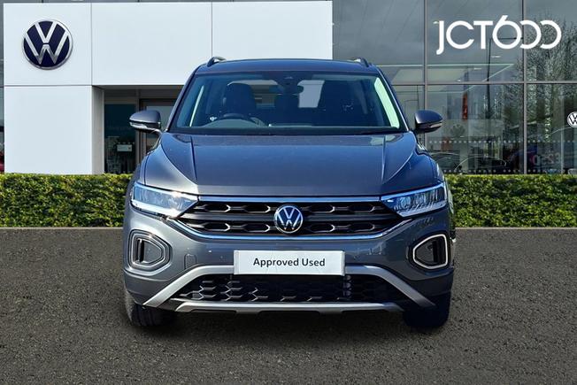 VOLKSWAGEN T-Roc Photo 8