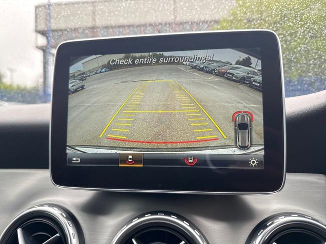 MERCEDES-BENZ Gla Photo 41