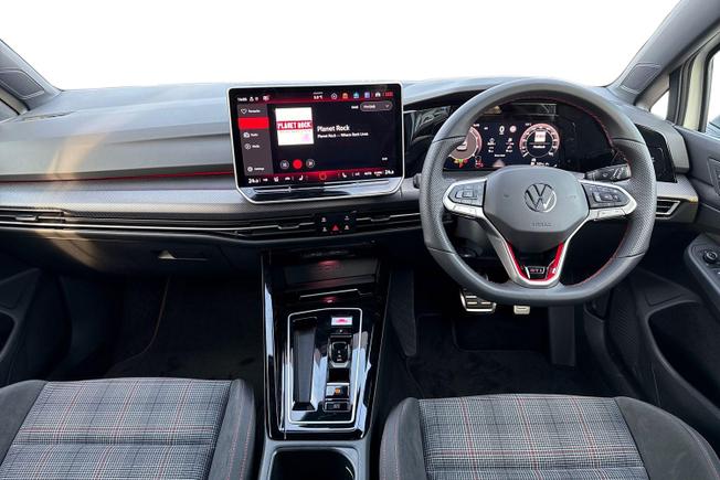 Volkswagen Golf Photo 10